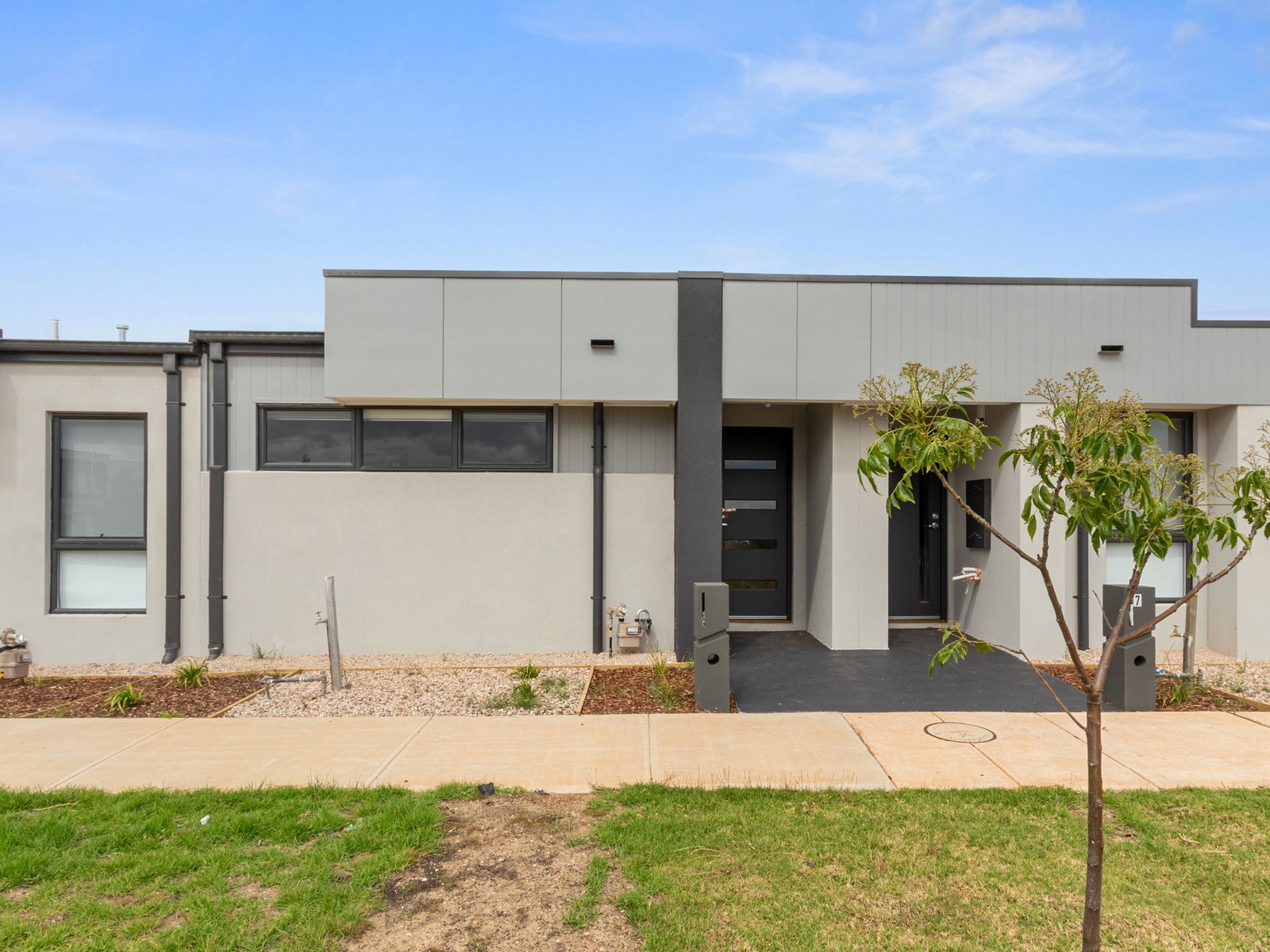 Main listing image for 5 Bayview Walk, Thornhill Park  VIC  3335