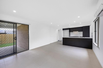 Image 3 for 21 Daintree Ct, Park Ridge  QLD  4125