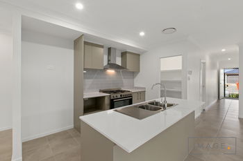 Image 6 for 22 Heseltine Place, Pallara  QLD  4110