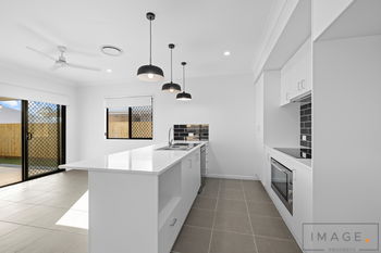 Image 4 for 15 Boomi Ave, South Maclean  QLD  4280