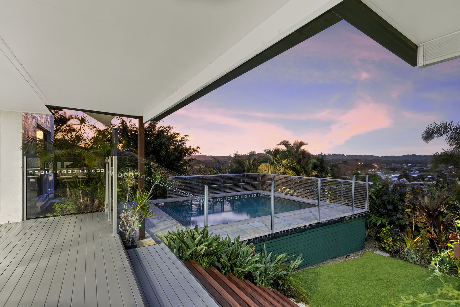 Main listing image for 10 Correa Ct, Elanora  QLD  4221
