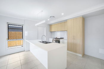 Image 3 for 19 Grandtown Dr, Morayfield  QLD  4506