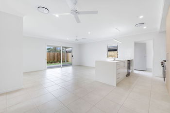 Image 5 for 19 Grandtown Dr, Morayfield  QLD  4506
