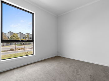 Image 6 for 1020 Edgars Rd, Wollert  VIC  3750