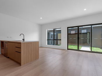 Image 4 for 1020 Edgars Rd, Wollert  VIC  3750