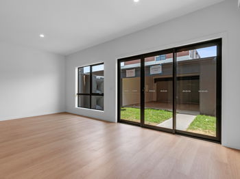 Image 5 for 1020 Edgars Rd, Wollert  VIC  3750