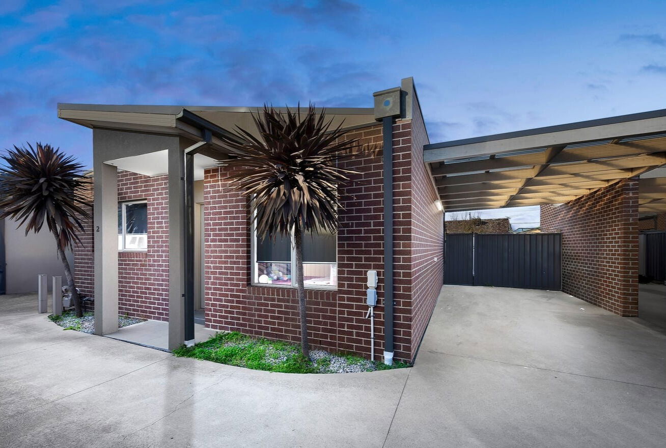 Main listing image for 2/33 Henry St, St Albans  VIC  3021