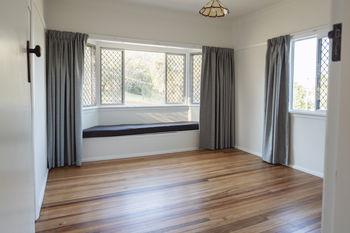 Image 3 for 61 Blackheath Rd, Oxley  QLD  4075