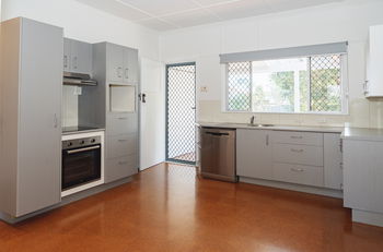 Image 6 for 61 Blackheath Rd, Oxley  QLD  4075