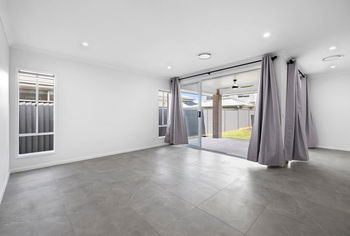 Image 4 for 14 Tamborine Cres, Banya  QLD  4551