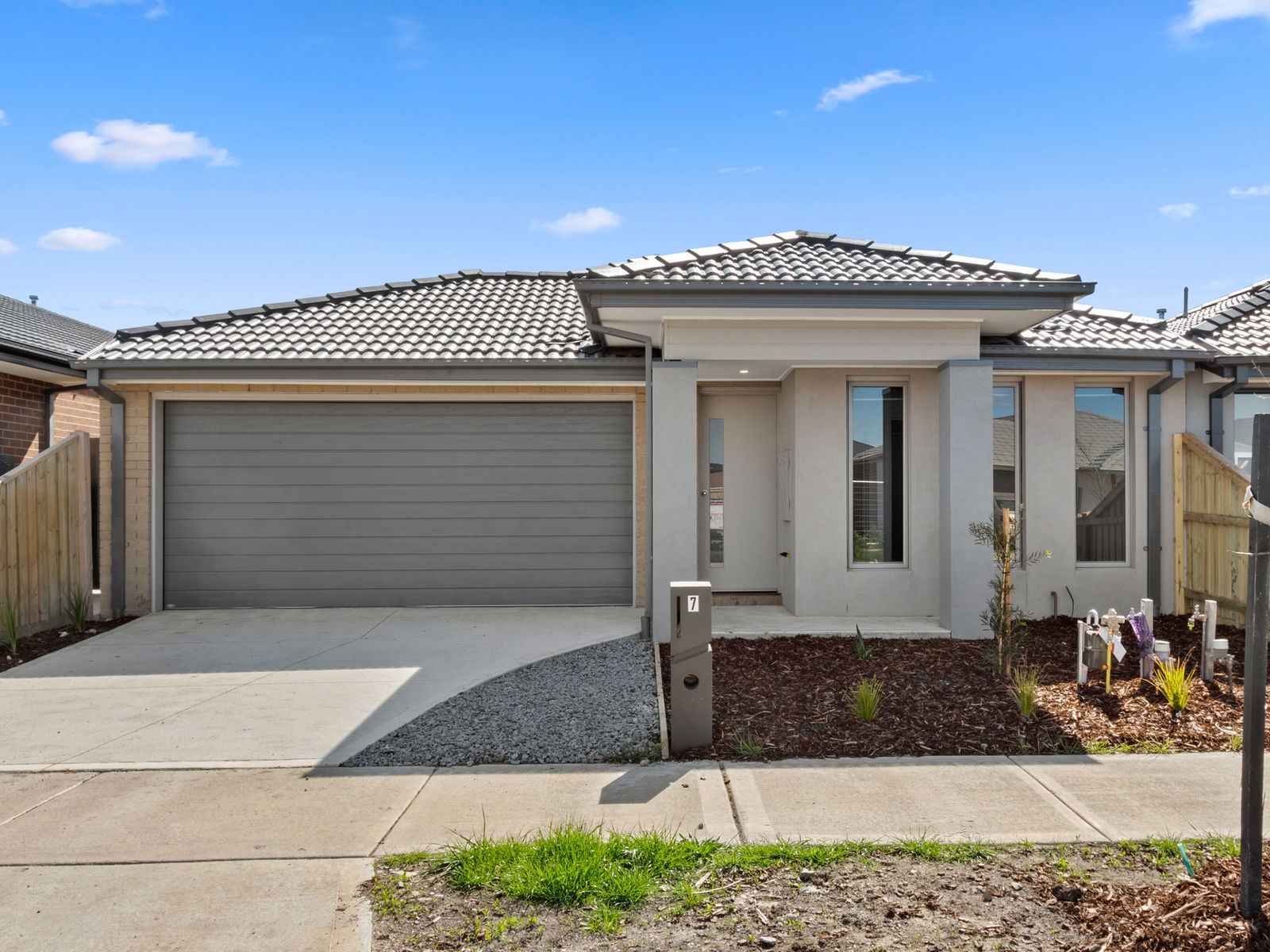 Main listing image for 7 Waratah St, Beveridge  VIC  3753
