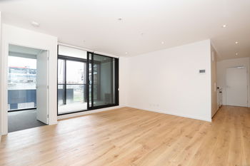 Image 6 for 203/8 Hallenstein St, Footscray  VIC  3011