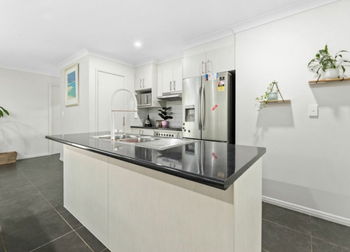 Image 3 for 32 Neale Rd, Morayfield  QLD  4506