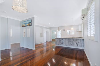 Image 3 for 77 Victoria Ave, Woody Point  QLD  4019