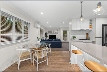 Image 3 for 37 Pareena Cres, Mansfield  QLD  4122