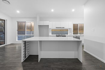 Image 3 for 8 Vega St, South Ripley  QLD  4306