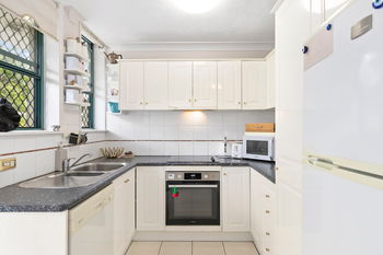 Image 5 for 6/12 Rosina St, Kangaroo Point  QLD  4169
