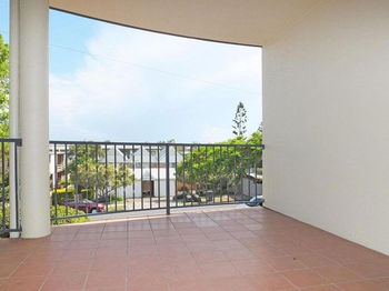 Image 4 for 2/31 Rainey St, Chermside  QLD  4032