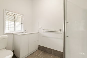 Image 6 for 37 N Station Rd, North Booval  QLD  4304