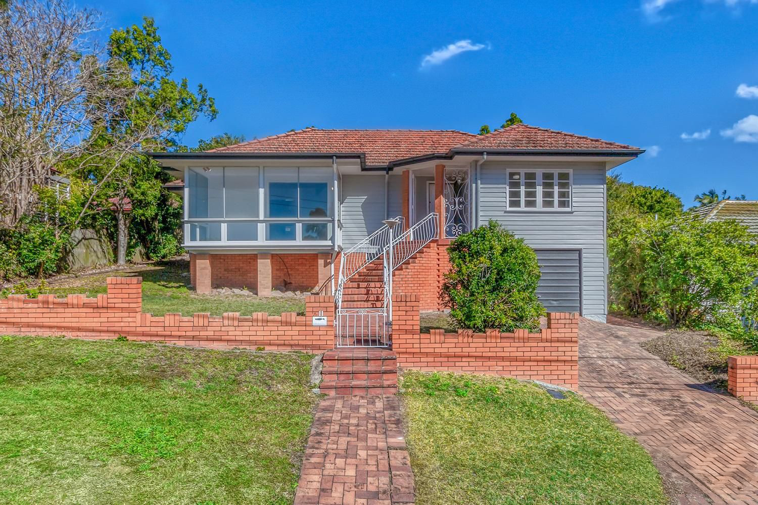 Main listing image for 11 Empress Terrace, Bardon  QLD  4065