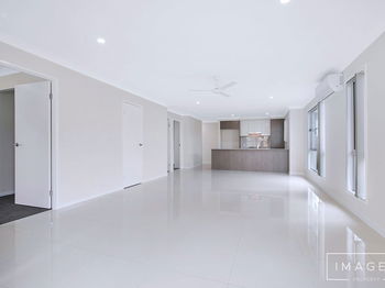 Image 4 for 14 Schofield Street, Pimpama  QLD  4209