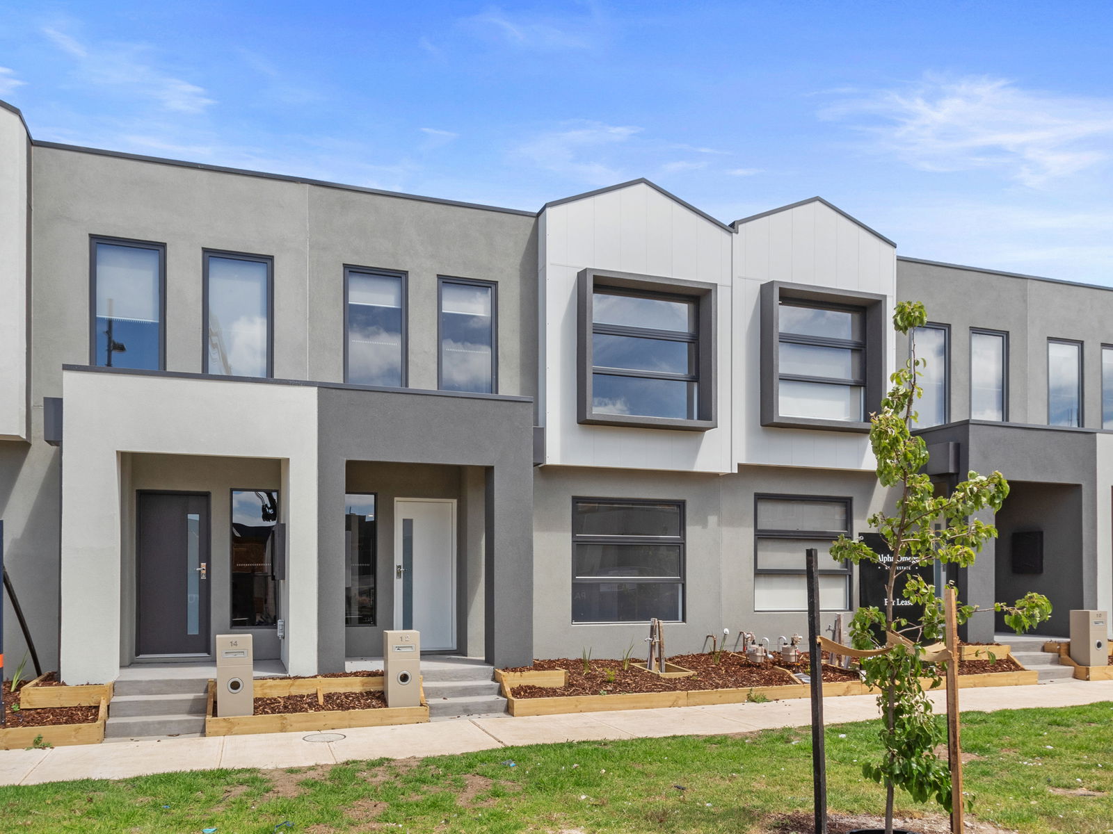 Main listing image for 12 Rodway Walk, Tarneit  VIC  3029