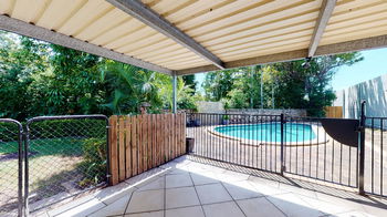 Image 4 for 9 Barberry Ct, Palm Beach  QLD  4221