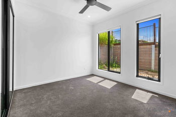 Image 4 for 14 Carnarvon Dr, South Ripley  QLD  4306