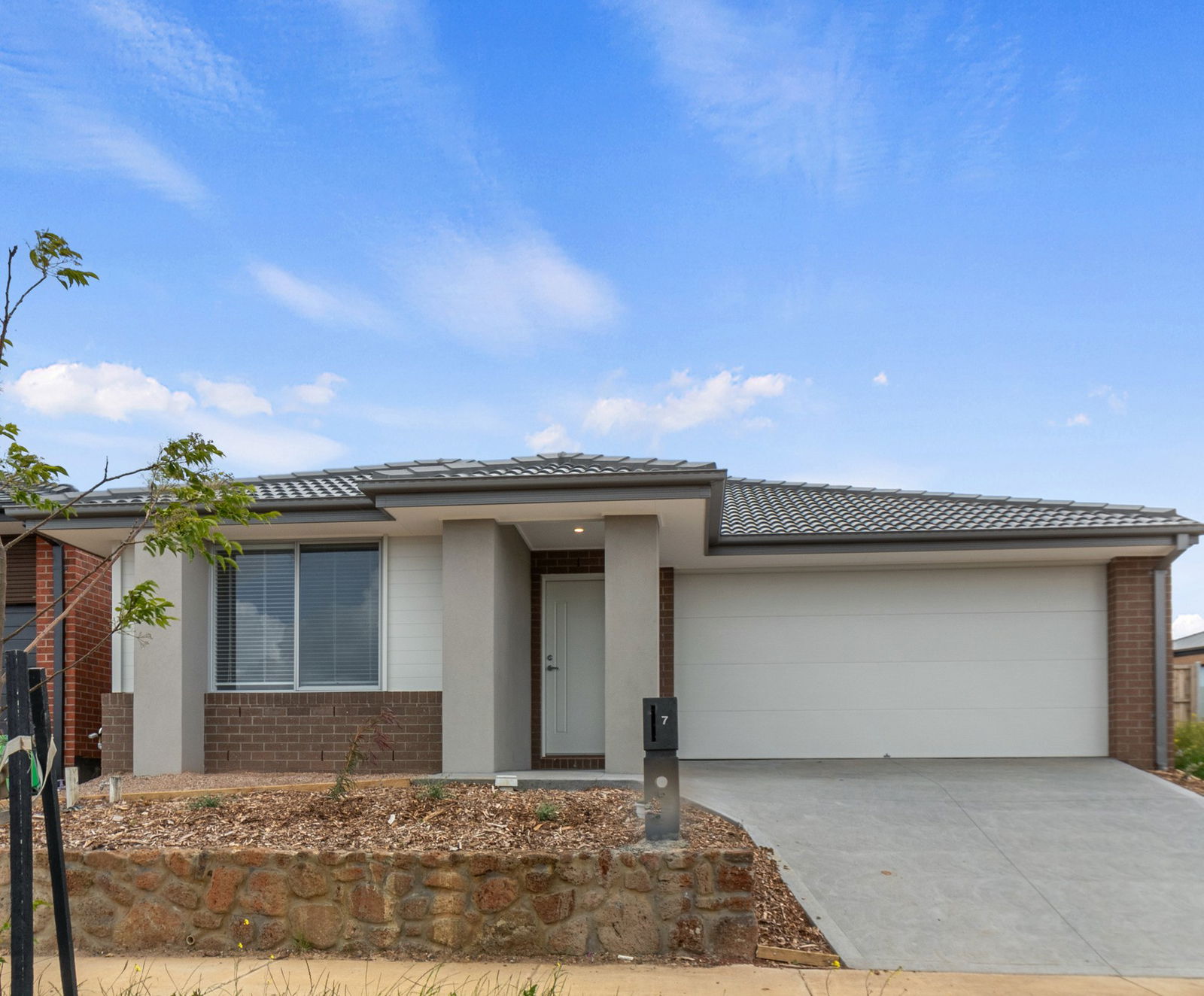 Main listing image for 7 Dutch St, Charlemont  VIC  3217