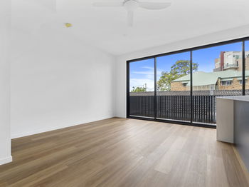 Image 5 for 2/101 Landsborough Parade, Golden Beach  QLD  4551