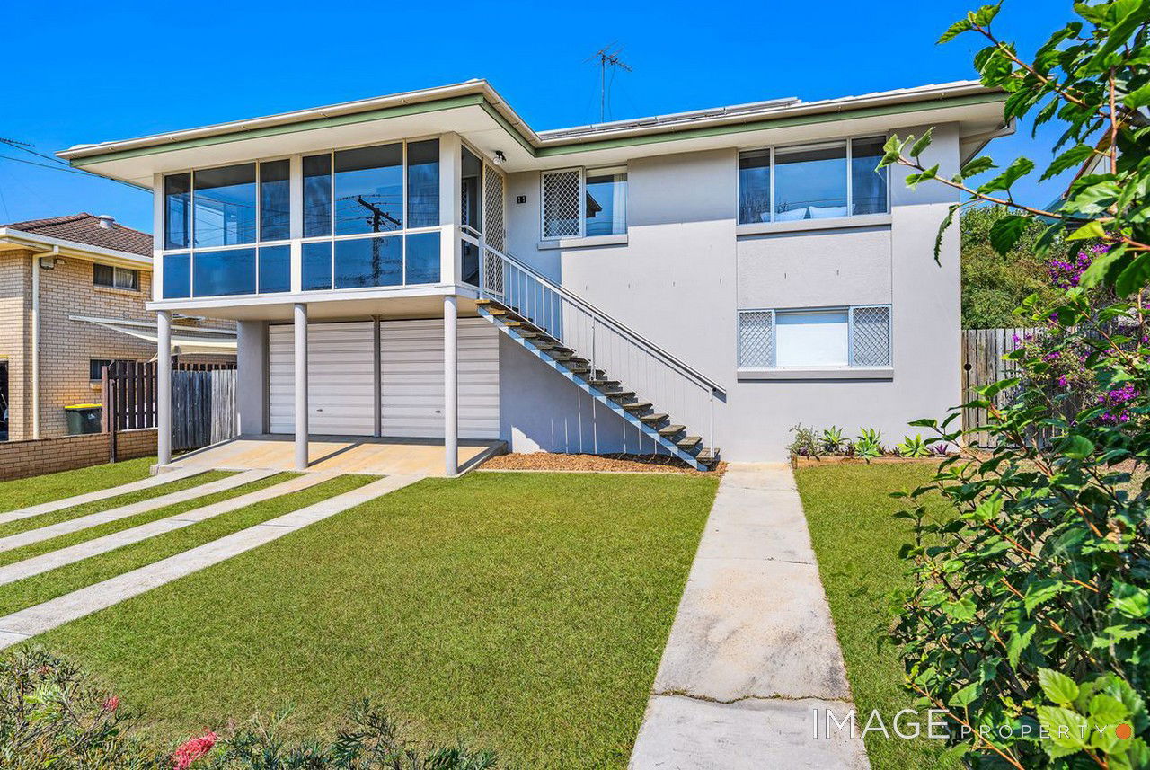 Main listing image for 11 Waratah Drive, Clontarf  QLD  4019