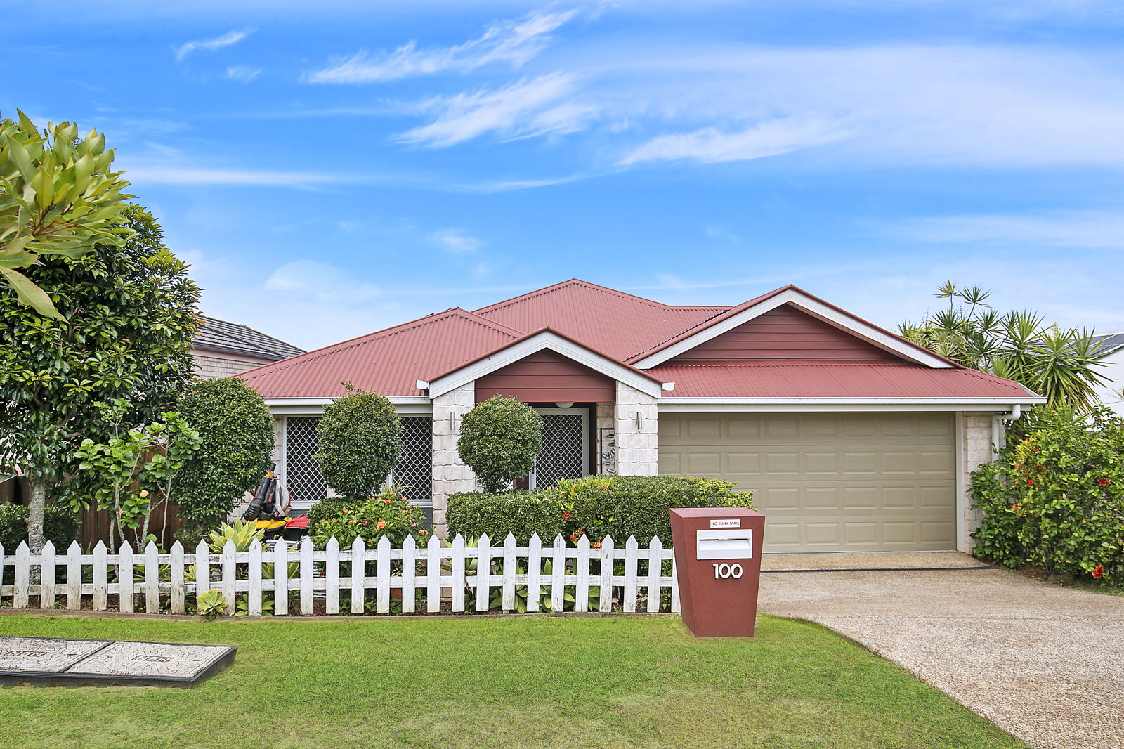 Main listing image for 100 Surround St, Dakabin  QLD  4503