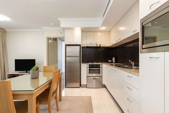 Image 3 for 709/70 Mary St, Brisbane City  QLD  4000