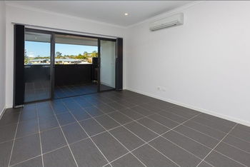 Image 3 for 12/30 Jordan St, Greenslopes  QLD  4120
