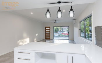 Image 4 for 2/20 Houthem St, Camp Hill  QLD  4152