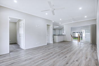 Image 5 for 45 Dohles Rocks Rd, Kallangur  QLD  4503