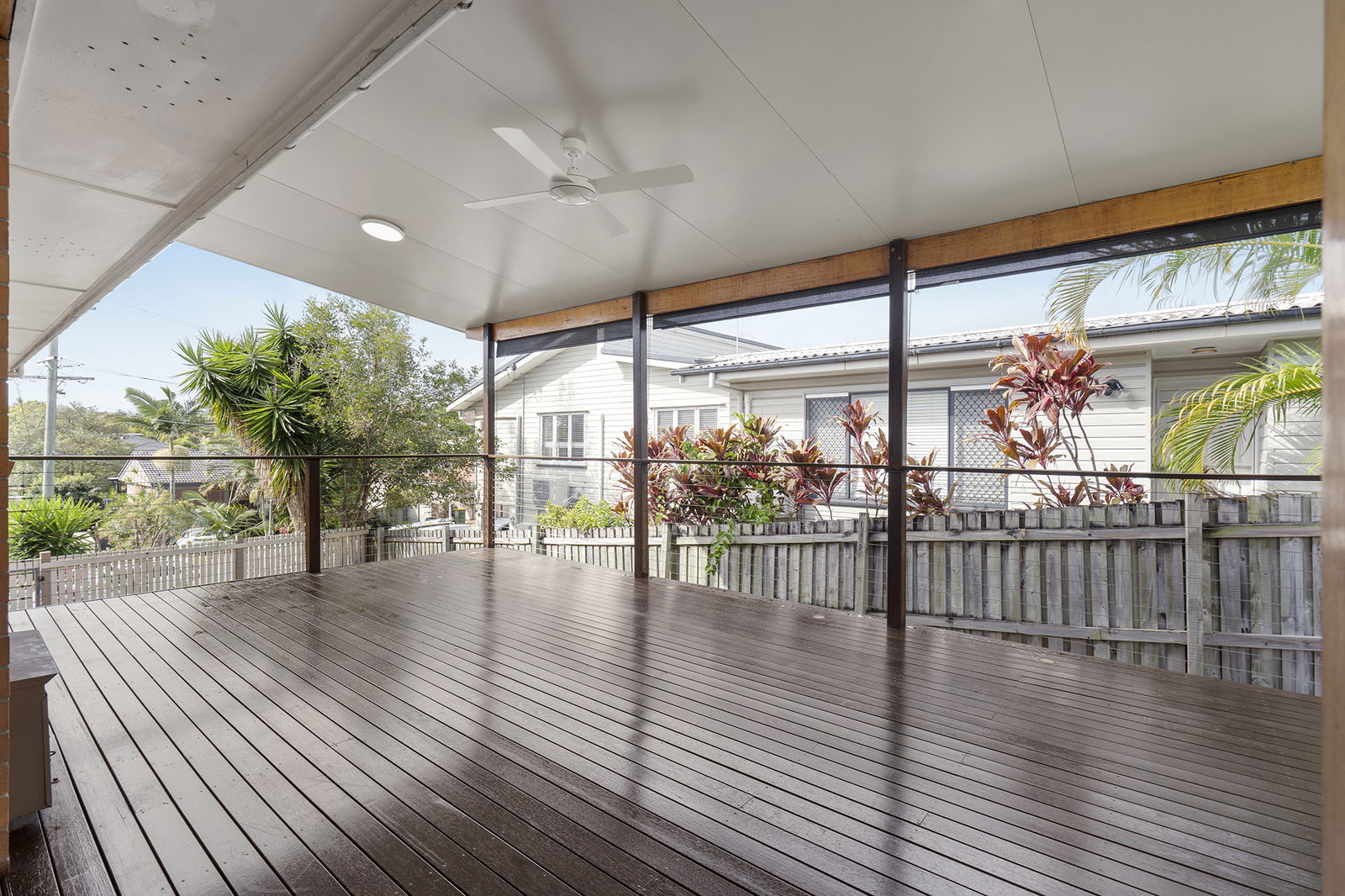 Main listing image for 44 Valentia St, Mansfield  QLD  4122