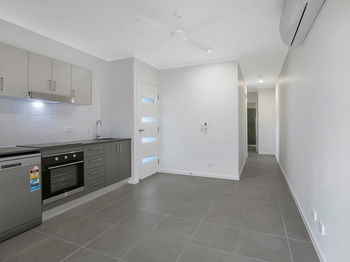 Image 5 for 2/12 Opera St, Ripley  QLD  4306