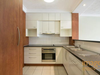 Image 3 for 4/29 Riverview Terrace, Indooroopilly  QLD  4068