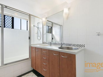 Image 6 for 4/29 Riverview Terrace, Indooroopilly  QLD  4068