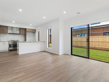 Image 3 for 4 Kardak St, Tarneit  VIC  3029