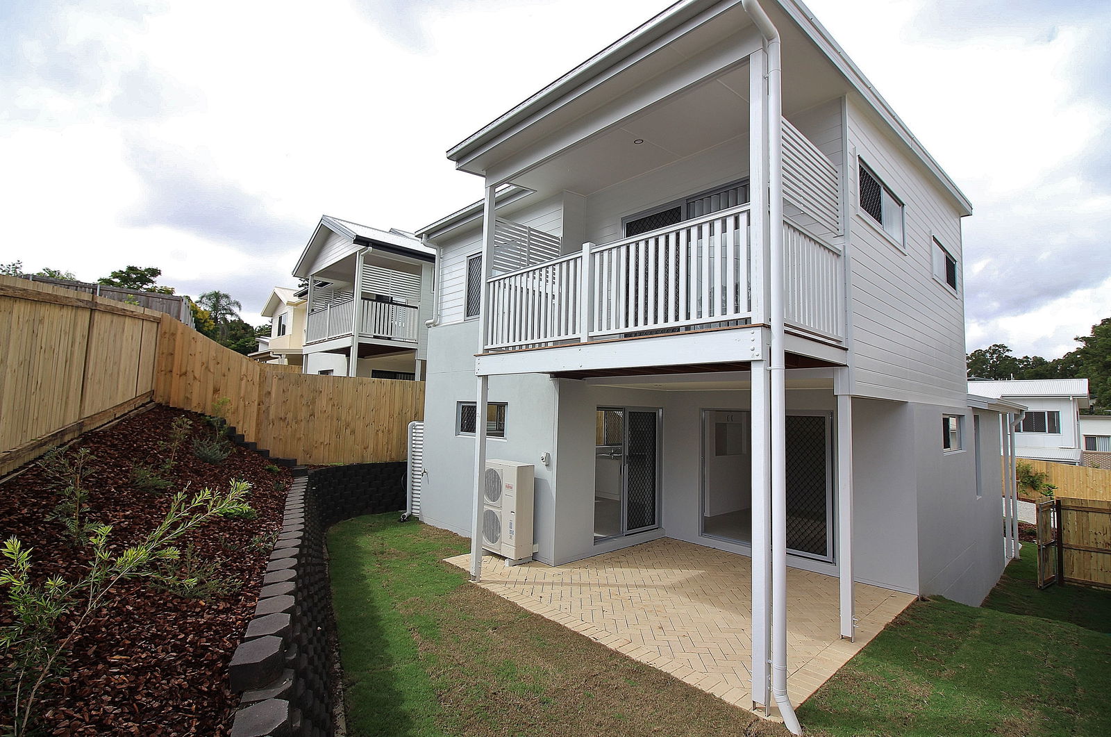 Main listing image for 4/99 Bunya Rd, Everton Hills  QLD  4053
