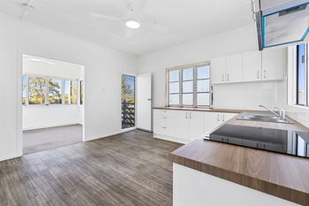 Image 4 for 2/231 Bradman Ave, Maroochydore  QLD  4558