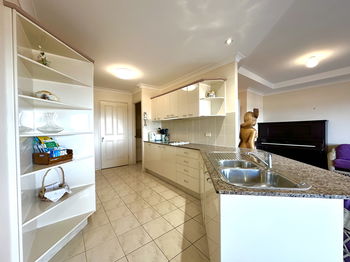 Image 5 for 3/28 Marine Parade, Miami  QLD  4220