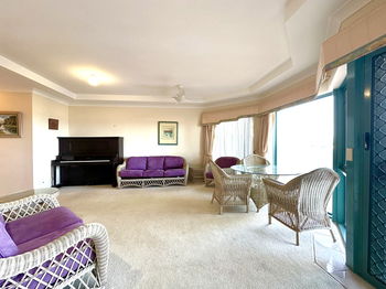 Image 6 for 3/28 Marine Parade, Miami  QLD  4220