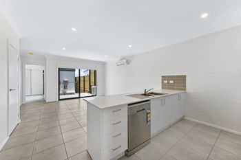 Image 5 for 14 Freycinet Lane, South Ripley  QLD  4306