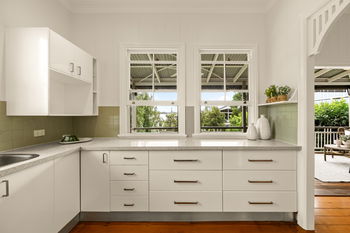 Image 4 for 17 Thorn St, Red Hill  QLD  4059