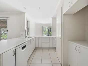Image 3 for 9 Pardalote Pl, Bellmere  QLD  4510