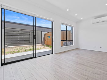 Image 4 for 10 Cresthaven Rd, Tarneit  VIC  3029