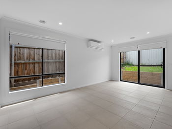 Image 4 for 4 Rita Cres, Brookfield  VIC  3338